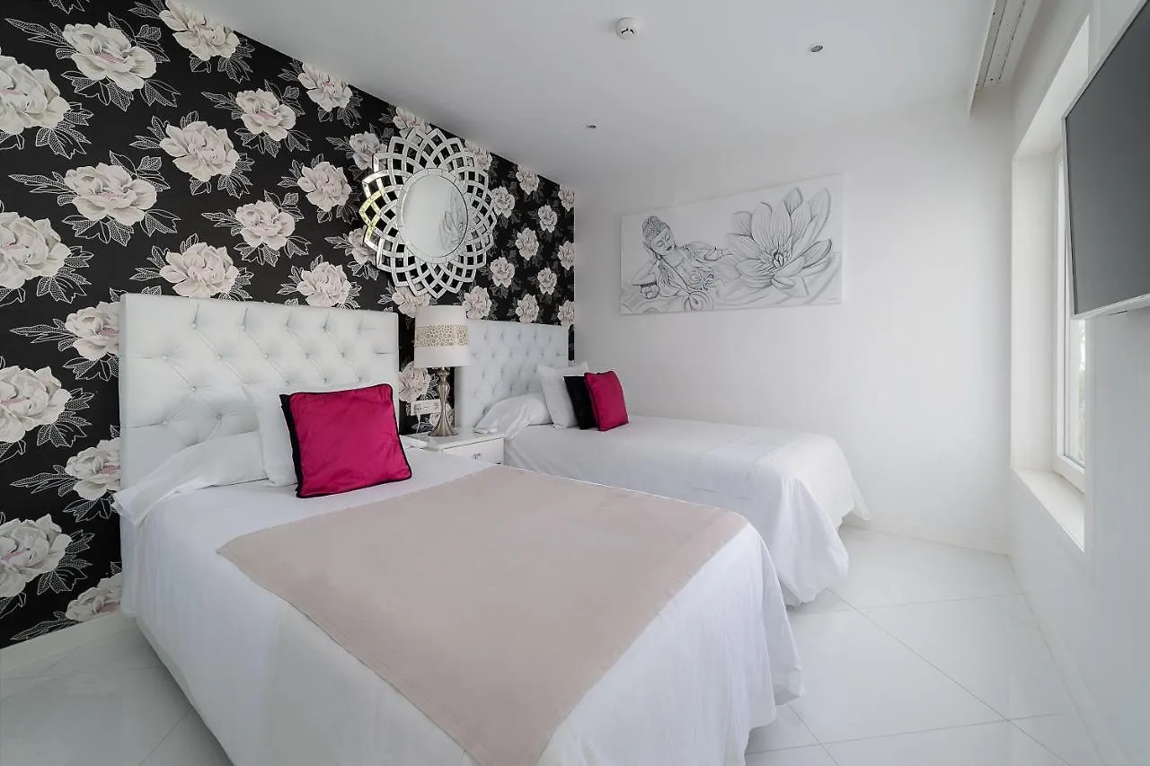 Hotel Lani'S Suites De Luxe - Adults Only Puerto del Carmen