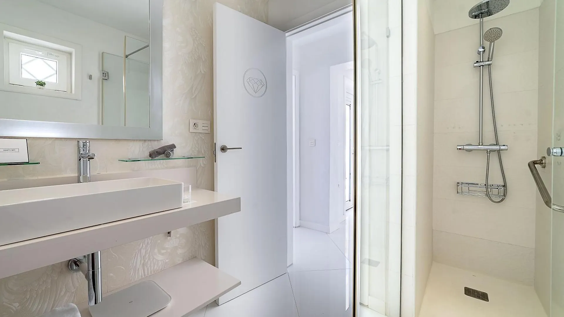 Lani'S Suites De Luxe - Adults Only Puerto del Carmen  5*, Puerto del Carmen (Lanzarote) Spain
