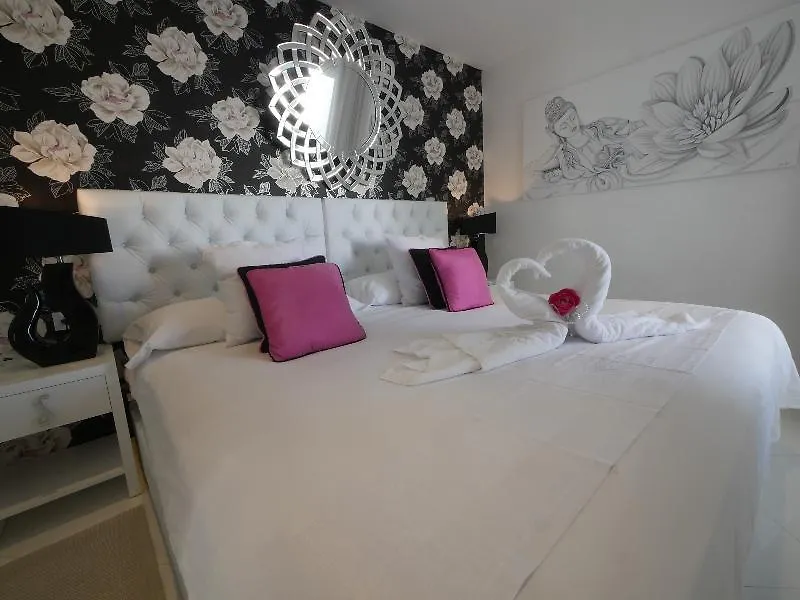 Lani'S Suites De Luxe - Adults Only Puerto del Carmen  5*, Puerto del Carmen (Lanzarote) Spain