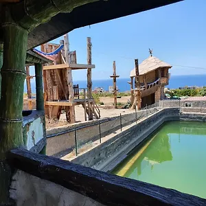 https://la-casa-nova-hostel.adeje-hotels.com