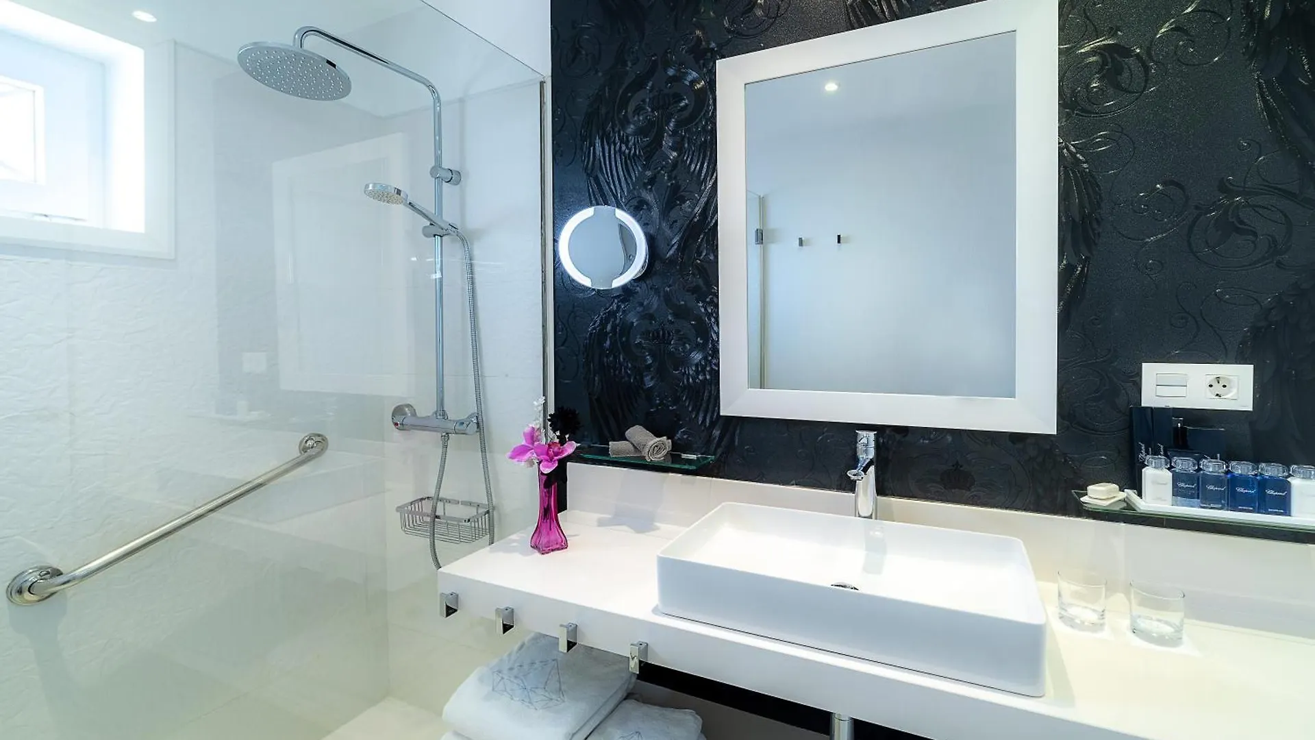 Hotel Lani'S Suites De Luxe - Adults Only Puerto del Carmen