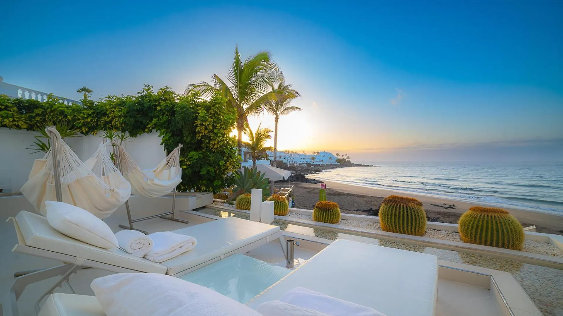 Hotel Lani'S Suites De Luxe - Adults Only Puerto del Carmen
